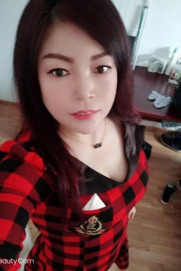 MOYAN BEI WWW.CHINAESCORT.AT UND BEI WWW.SEXSTERN.AT