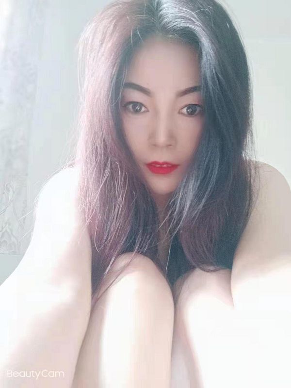 MOYAN BEI WWW.CHINAESCORT.AT UND BEI WWW.SEXSTERN.AT