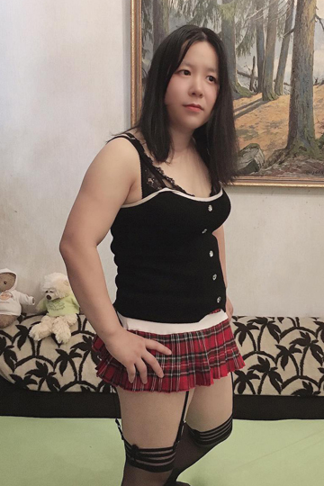 NENE VON ASIAESCORT