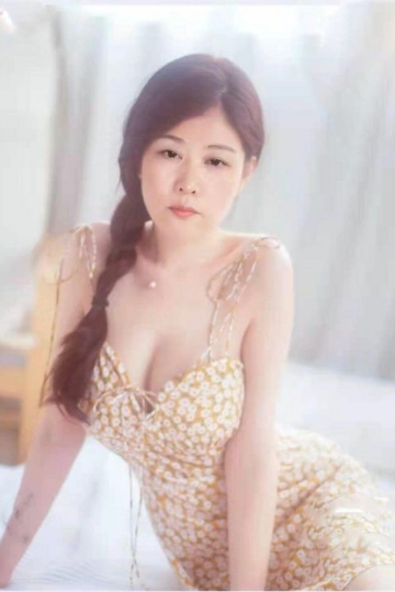 DOLI VON ASIAESCORT