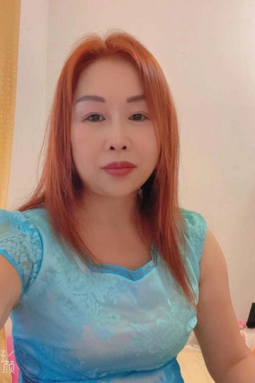 YIYI VON ASIAESCORT.AT